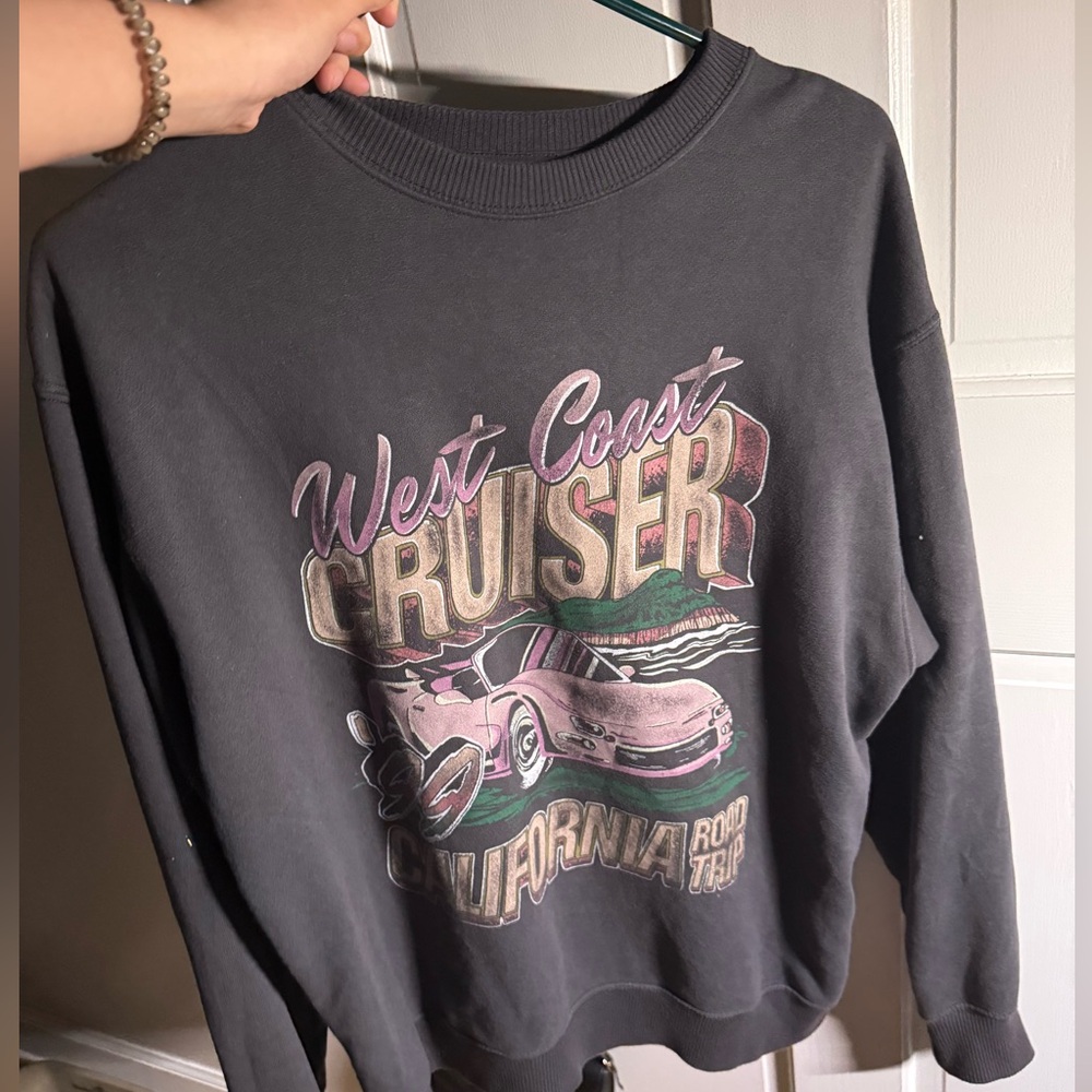 Women’s Hollister West Coast Cruiser Graphic Crewneck - Gray